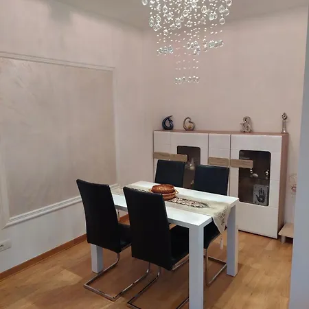 Jana Apartament Budva